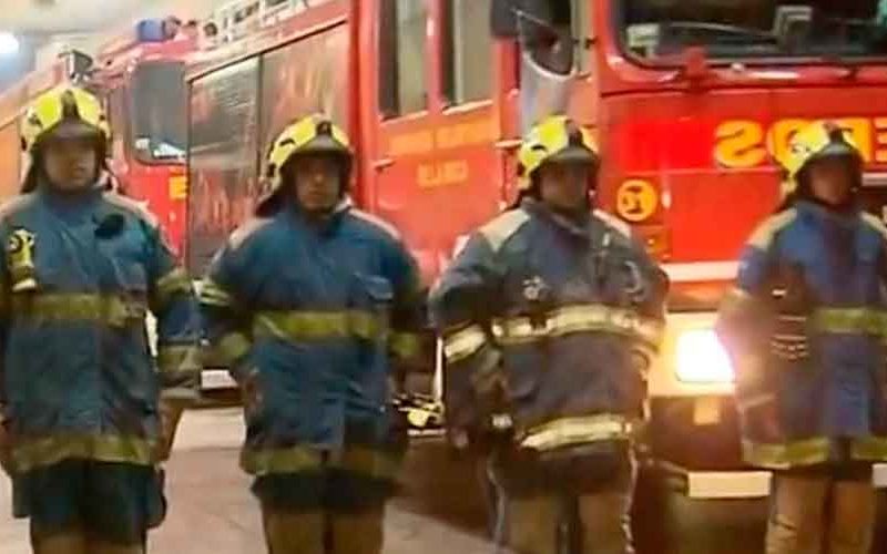 Sonaron las sirenas de Bomberos en honor a los héroes de Malvinas Sonaron las sirenas de Bomberos en honor a los héroes de Malvinas