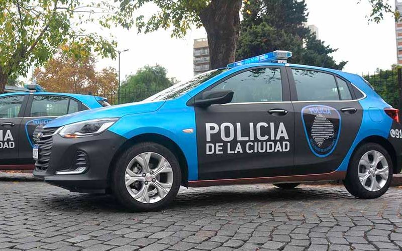 Chevrolet entregó autos a la Policía para tareas de prevención