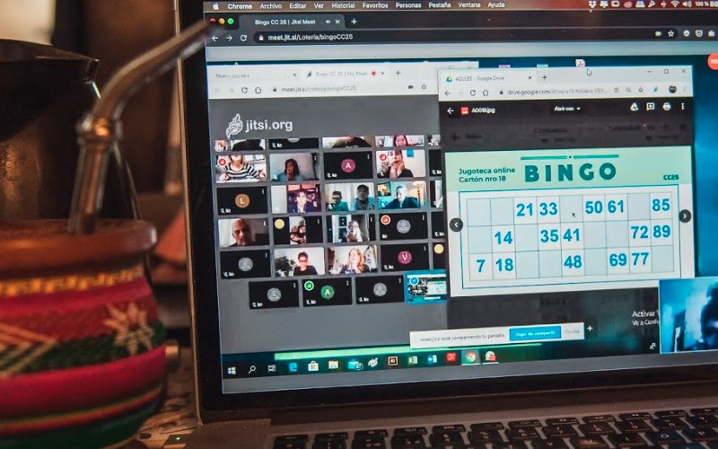 Socializar y compartir en tiempos de aislamiento Socializar y compartir en tiempos de aislamiento