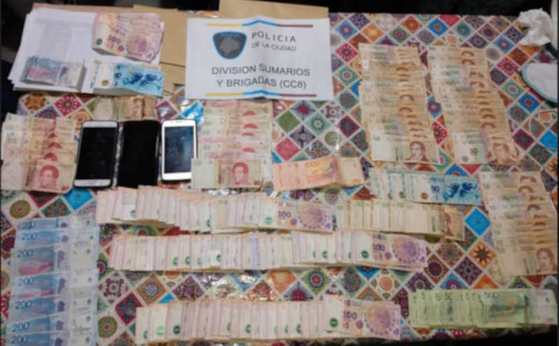 Cuatro detenidos por vender cocaína que guardaban en un comedor comunitario Cuatro detenidos por vender cocaína que guardaban en un comedor comunitario