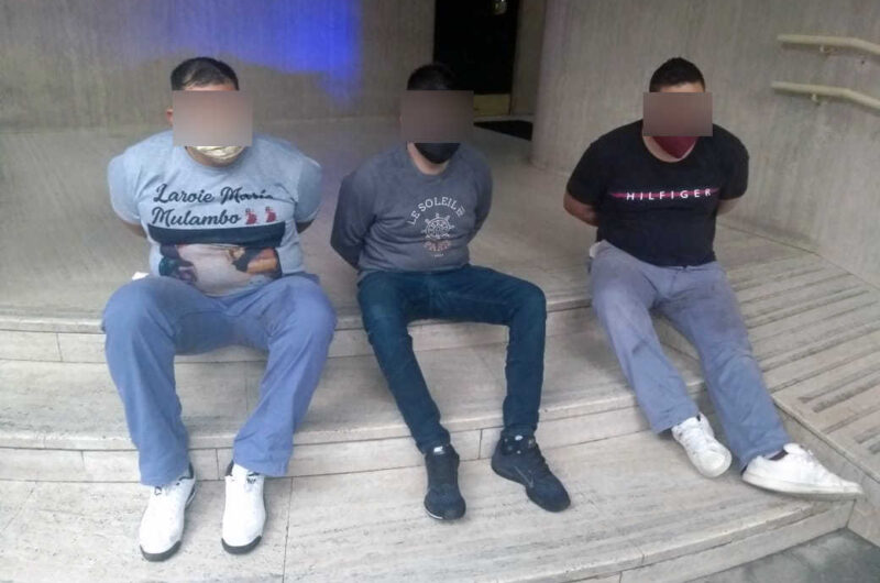 Tres detenidos por entradera en edificio de Balvanera
