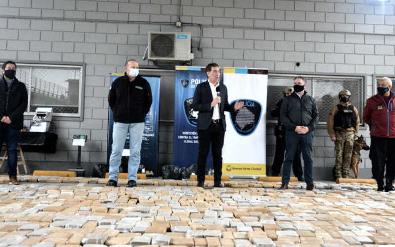 Golpe al Narcotráfico: Operativo «Malvinas Argentinas» Golpe al Narcotráfico: Operativo «Malvinas Argentinas»