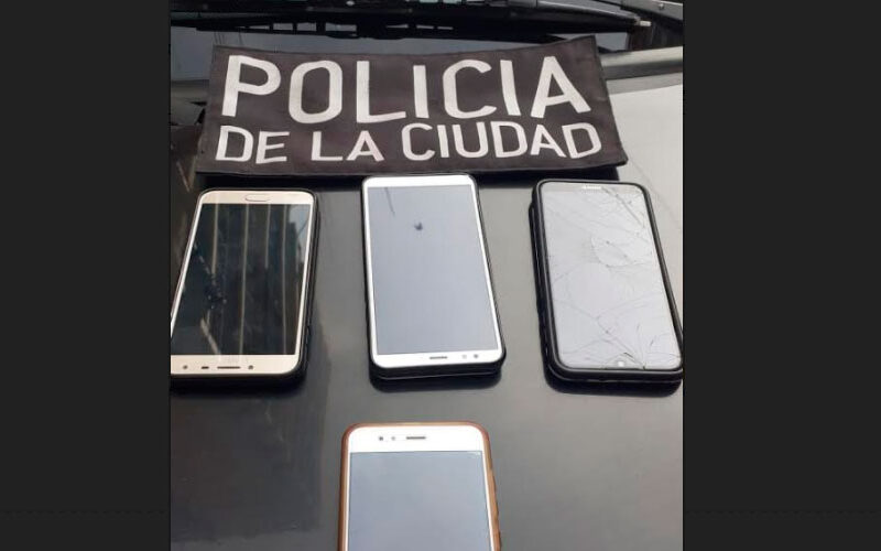 La Policía detuvo a tres arrebatadores en Recoleta