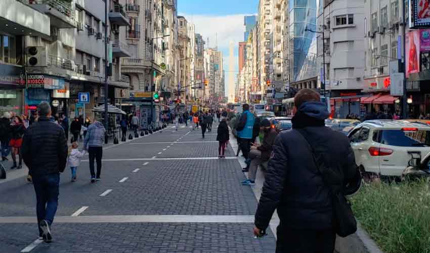 Un tramo de la Avenida Corrientes será peatonal