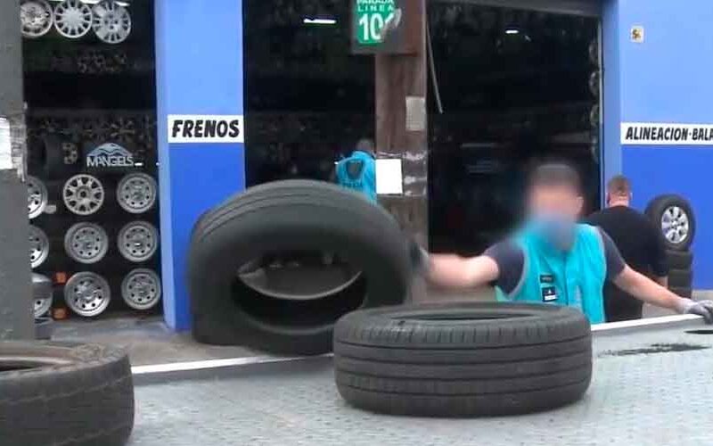 Incautan cubiertas y llantas robadas en gomería de Barracas Incautan cubiertas y llantas robadas en gomería de Barracas