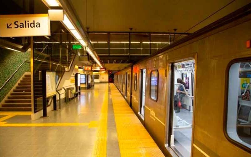 Se suman cinco estaciones al servicio del subte Se suman cinco estaciones al servicio del subte