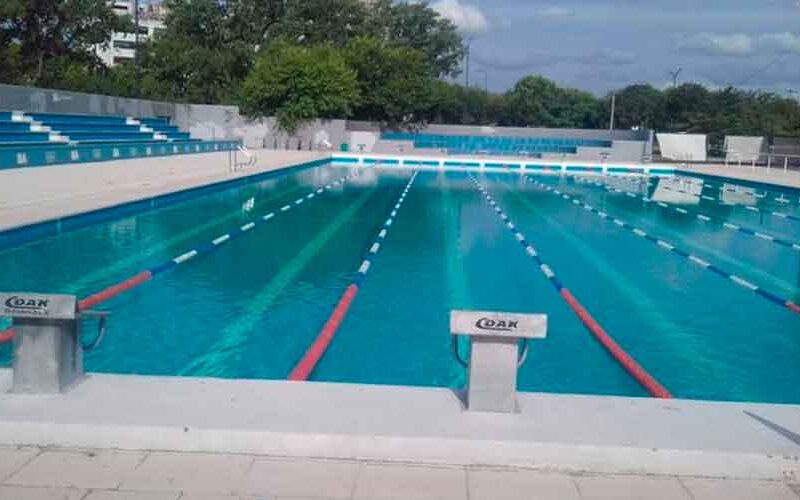 Reabrió La pileta Olímpica de Parque Sarmiento Reabrió La pileta Olímpica de Parque Sarmiento
