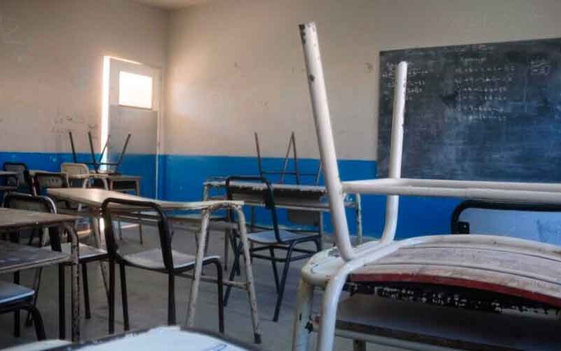 Proponen declarar servicio esencial el dictado de clases Proponen declarar servicio esencial el dictado de clases