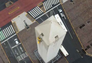 Comenzaron las tareas de mantenimiento en el Obelisco