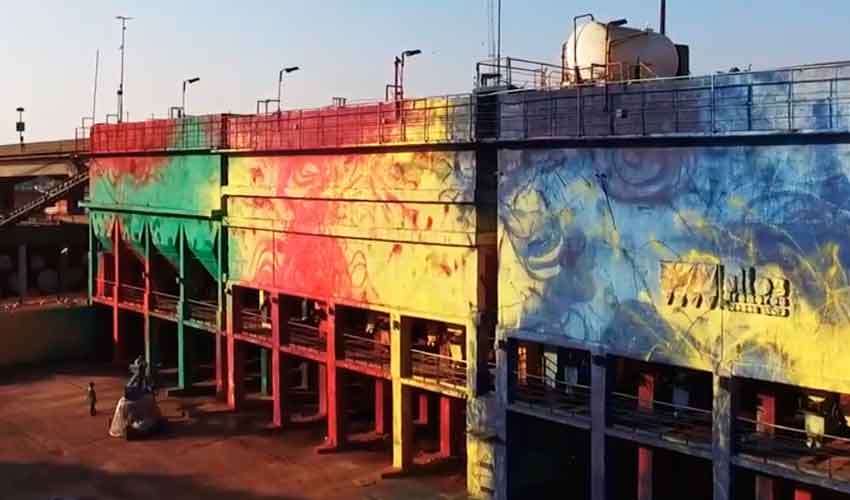 Intervención artística en los “silos areneros” de La Boca