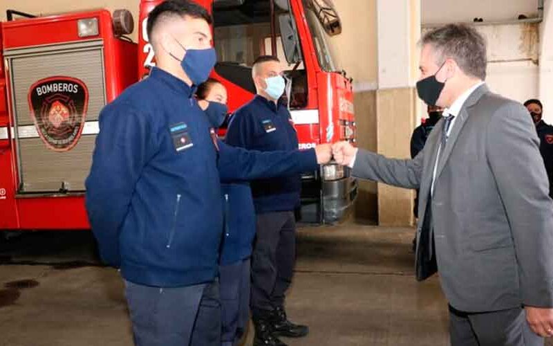 Reconocimiento a Bomberos de la Estación II de Parque Patricios