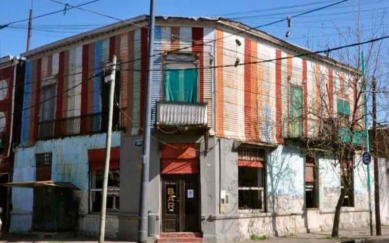 El bodegón La Buena Medida de La Boca reabrió sus puertas El bodegón La Buena Medida de La Boca reabrió sus puertas
