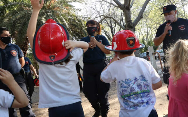 “Bomberos por un Día” visitó el Parque Saavedra