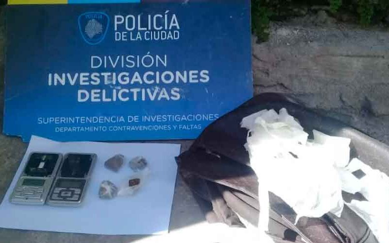 Dos detenidos en allanamientos a dos centros de fraccionamiento de drogas Dos detenidos en allanamientos a dos centros de fraccionamiento de drogas