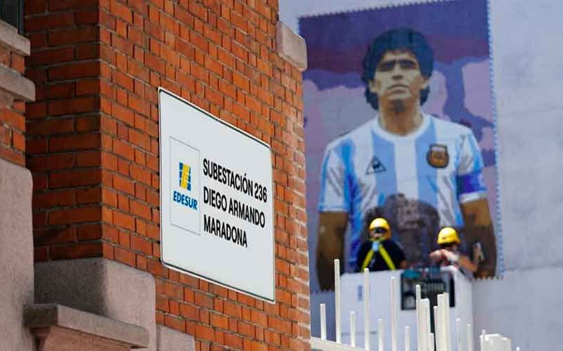 Inauguraron un mural en homenaje a Diego Maradona