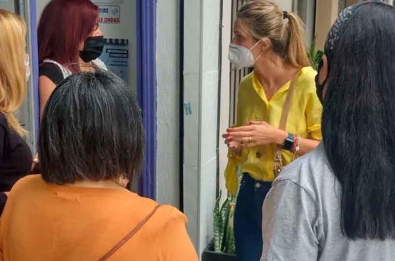 La Defensoría del Pueblo recorrió Villa Riachuelo por los cortes de luz La Defensoría del Pueblo recorrió Villa Riachuelo por los cortes de luz