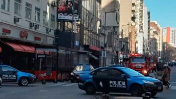 Evacuaron el Teatro San Martín por una alarma de incendio