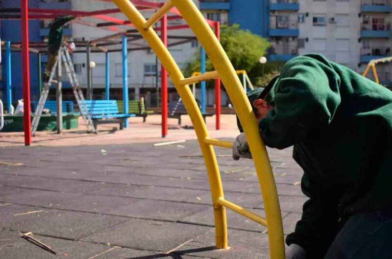 Renovación del patio de juegos del Parque de la Flora Nativa Renovación del patio de juegos del Parque de la Flora Nativa