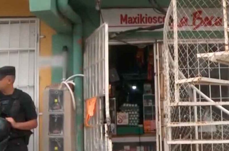 Detienen en el Barrio 31 a un kiosquero por robo y estafa