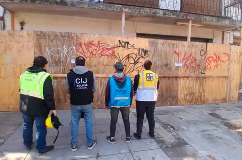 Clausuraron una obra clandestina con peligro de derrumbe Clausuraron una obra clandestina con peligro de derrumbe