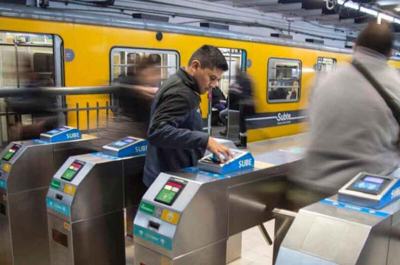 En septiembre comenzará a regir la nueva tarifa de subte En septiembre comenzará a regir la nueva tarifa de subte