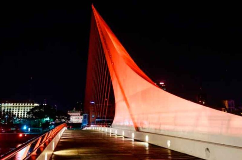 La Ciudad ilumina monumentos durante el mes de agosto