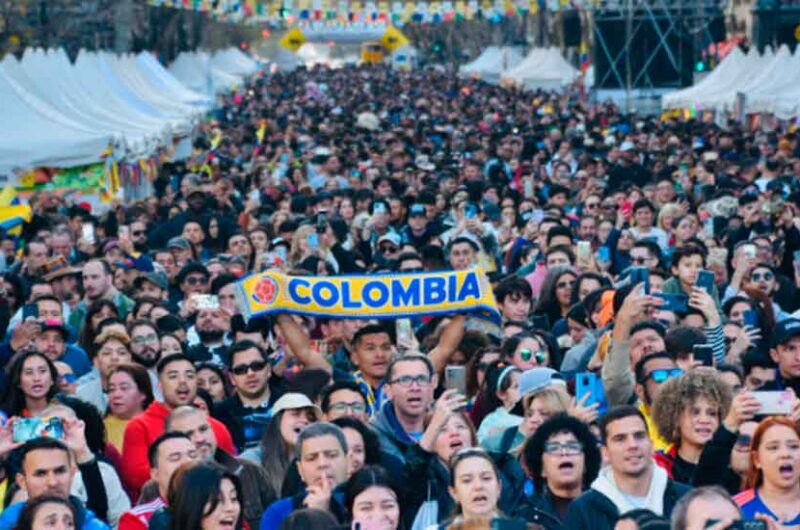 La colectividad colombiana festejó su independencia