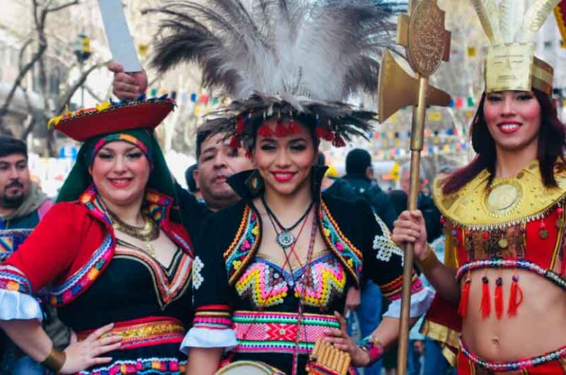 Día del Inmigrante en la Avenida de Mayo