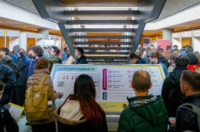 Expo Empleo Barrial donde habrá más de 300 ofertas laborales Expo Empleo Barrial donde habrá más de 300 ofertas laborales