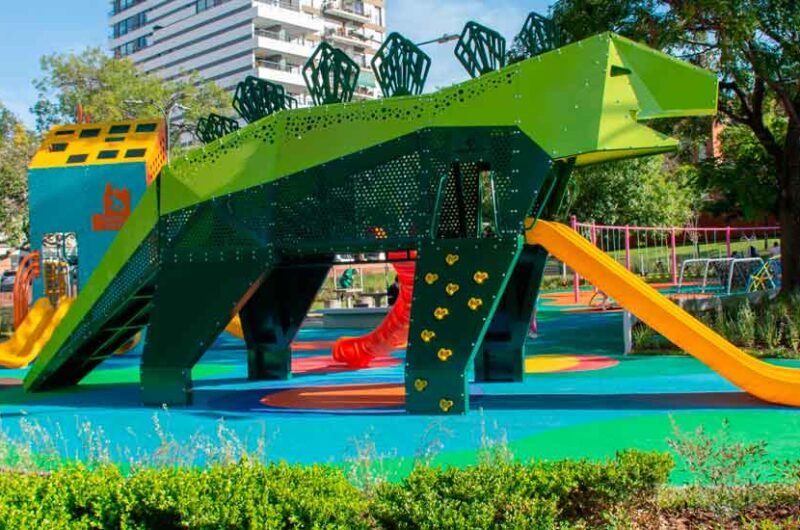 Nuevas atracciones en los patios de juegos de la Ciudad Nuevas atracciones en los patios de juegos de la Ciudad
