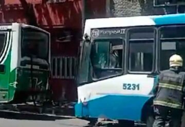 Choque entre dos colectivos en Barracas
