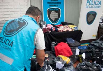 La Policía donó a Cáritas gran cantidad de mercadería secuestrada