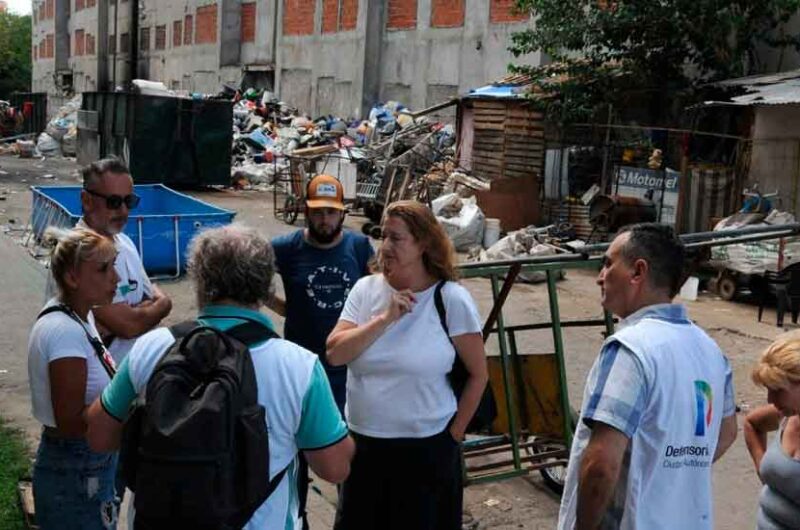 Relevamiento de la Defensoría en el Barrio Mugica