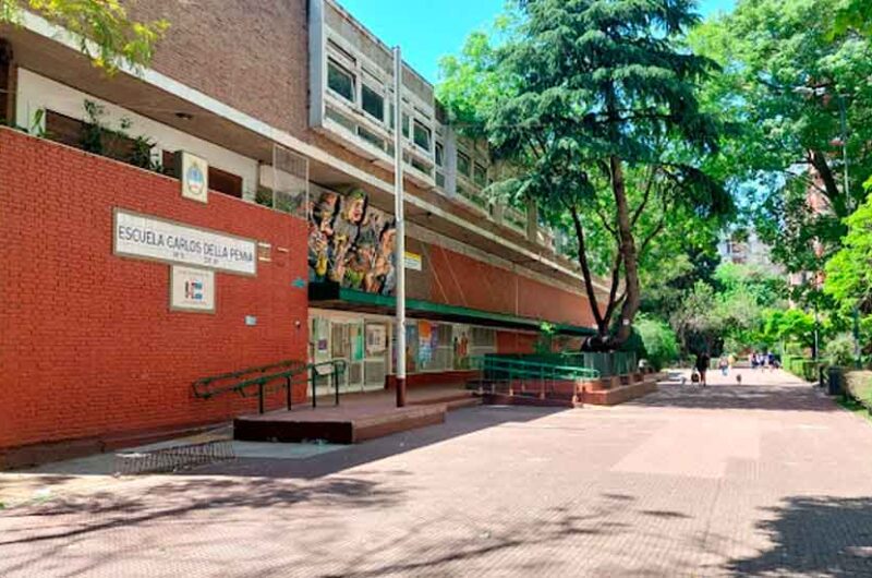 Una mujer baleada en la puerta de una escuela de La Boca Una mujer baleada en la puerta de una escuela de La Boca