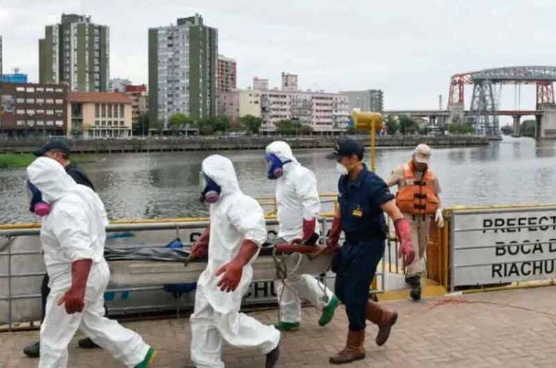 Hallaron el cuerpo de un hombre flotando en el Riachuelo Hallaron el cuerpo de un hombre flotando en el Riachuelo