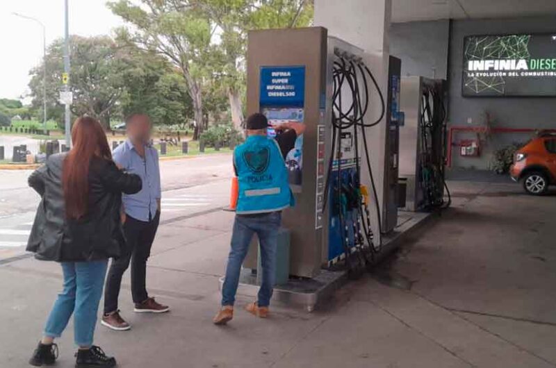 Clausuran una estación de servicio por contaminación ambiental