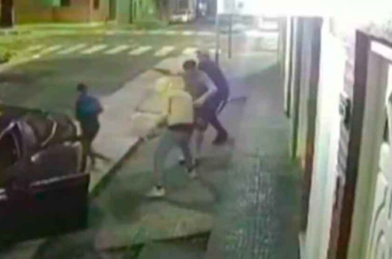 Violento robo automotor en el barrio de Barracas Violento robo automotor en el barrio de Barracas