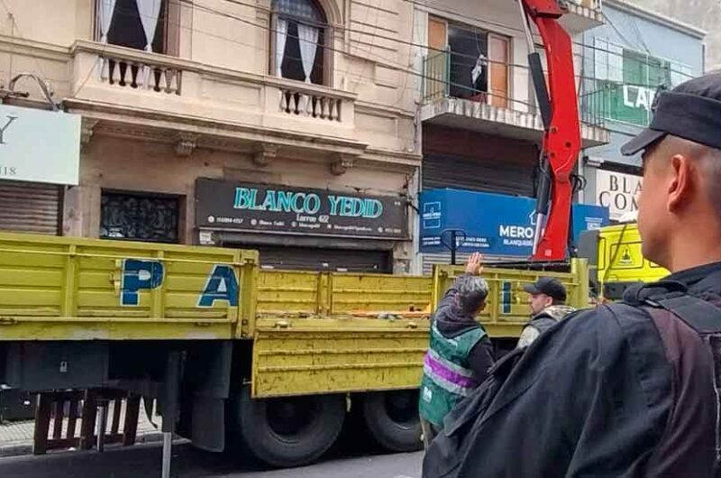 Ciudad: Desalojo de un edificio de Balvanera Ciudad: Desalojo de un edificio de Balvanera