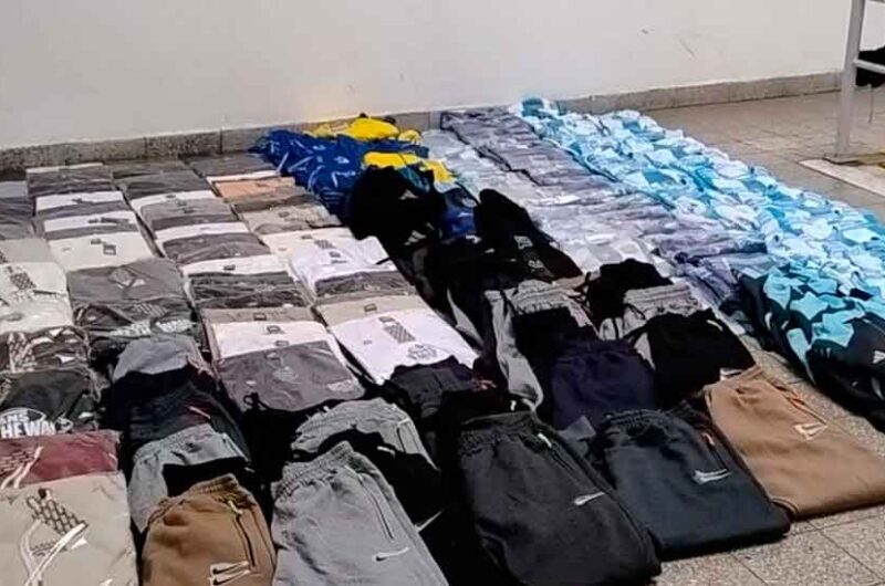 Detienen un micro y secuestran prendas de vestir apócrifas Detienen un micro y secuestran prendas de vestir apócrifas