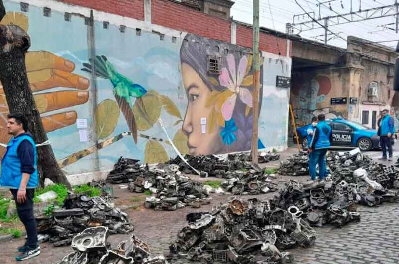 Desbaratan un desarmadero clandestino Desbaratan un desarmadero clandestino