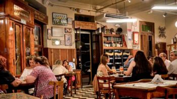 Llega otra noche para celebrar los Bares Notables