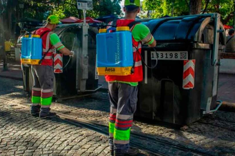 Nuevas cuadrillas para higienizar los contenedores de basura Nuevas cuadrillas para higienizar los contenedores de basura