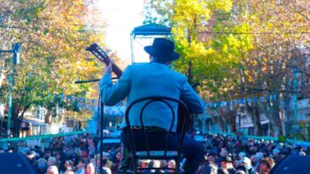 Este domingo reabre el escenario de la Feria de Mataderos