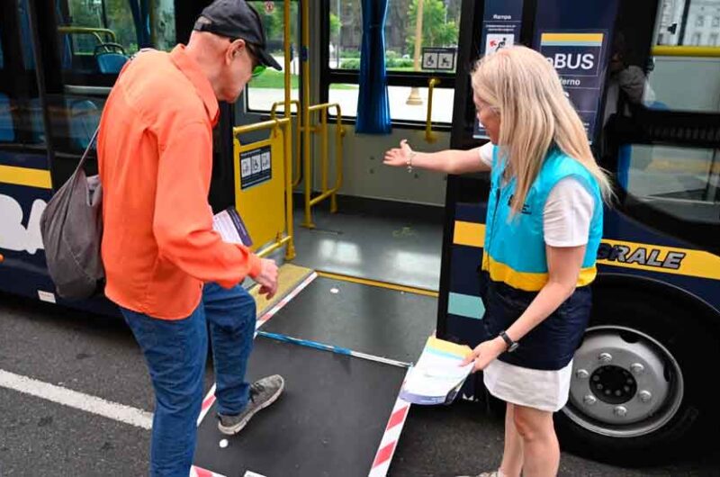 Empezó a funcionar la primera línea de buses eléctricos Empezó a funcionar la primera línea de buses eléctricos