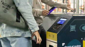 Ya se puede pagar el subte con QR sin estar conectado a Internet