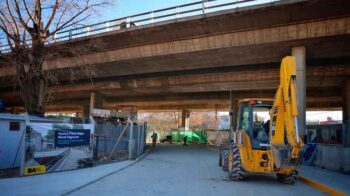 Villa Luro: Avanza el nuevo paso bajo nivel del tren Sarmiento