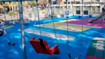 Renovación del patio de juegos en la Plazoleta Julio Cortázar