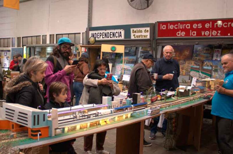 Celebraciones por el Día de la Independencia en el Subte Celebraciones por el Día de la Independencia en el Subte