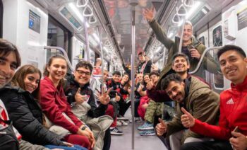 Habrá servicio especial por el partido que se jugará en el Monumental