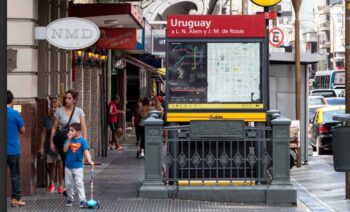 Cierra la estación Uruguay por obras de renovación integral